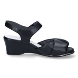 サンダル64820ブラック